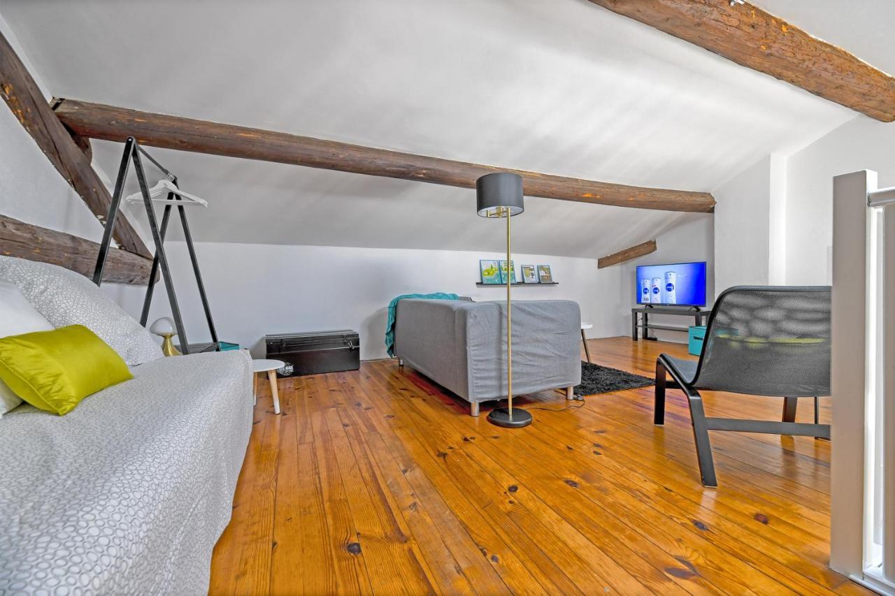 Appartement Romanite นีมส์ ภายนอก รูปภาพ