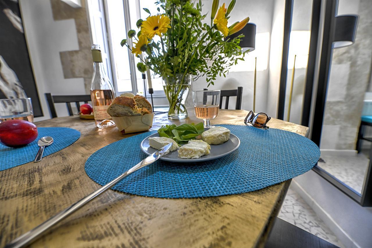 Appartement Romanite นีมส์ ภายนอก รูปภาพ